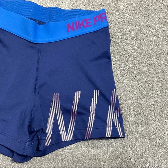 Nike Pro Navy and Blue Shorts - Picture 7 of 8